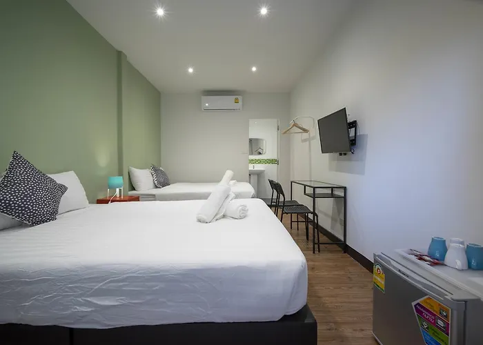 Resort M - Mrt Huai Khwang 3*